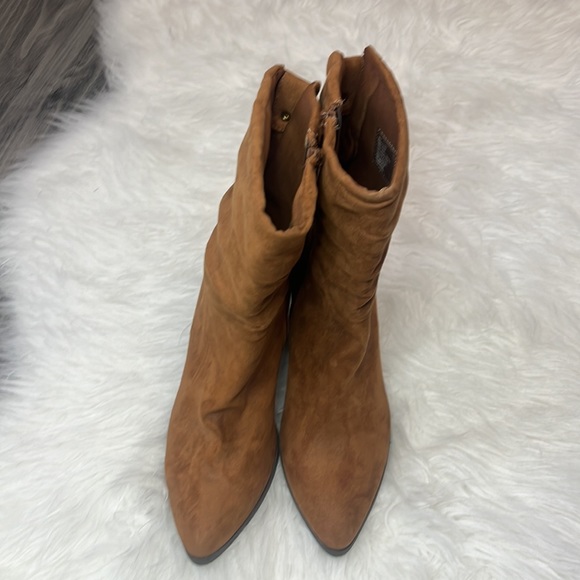 Apt 9 Women's heeled boots 7 1/2 - Picture 4 of 10